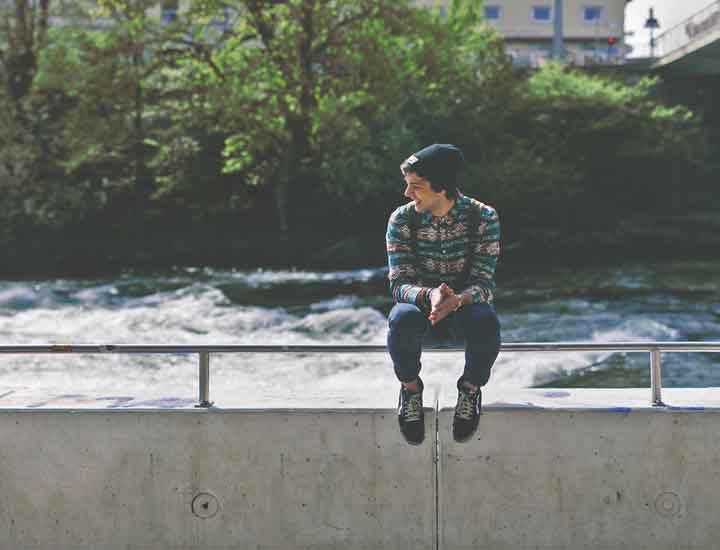 轰炸电话网页版